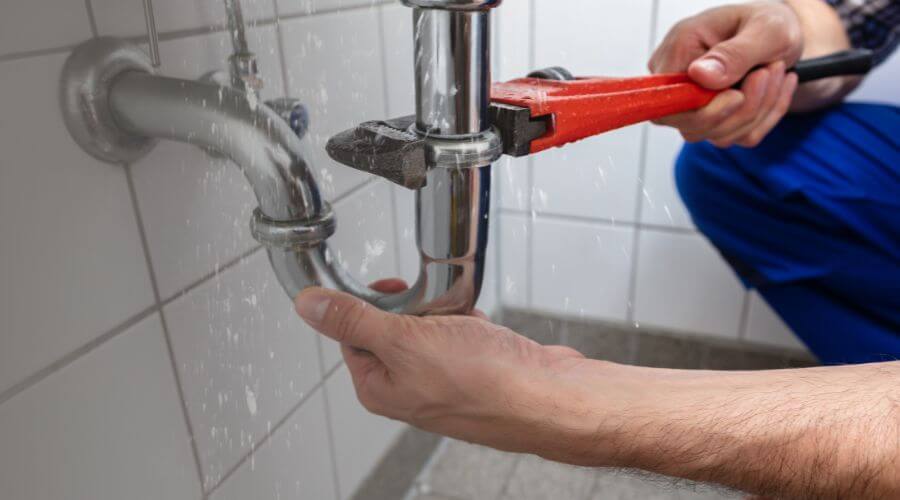 Local sewer line repair in Yancey, TX